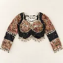 07_blouse_front.webp