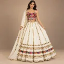 06_skirt_flare.webp