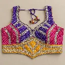 04_blouse_detail.webp