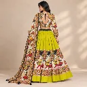 02_back_view.webp
