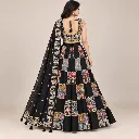 02_back_view.webp